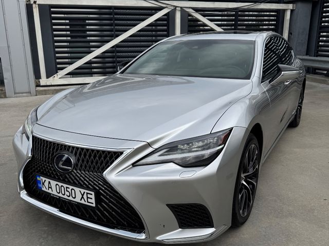 Lexus LS - фото 2