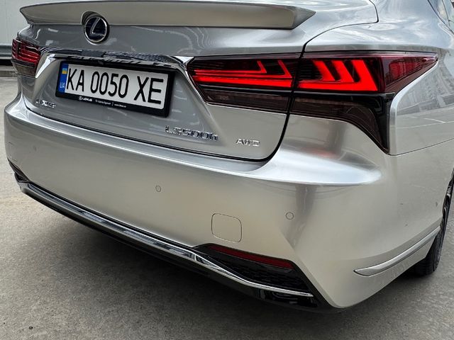 Lexus LS - фото 4