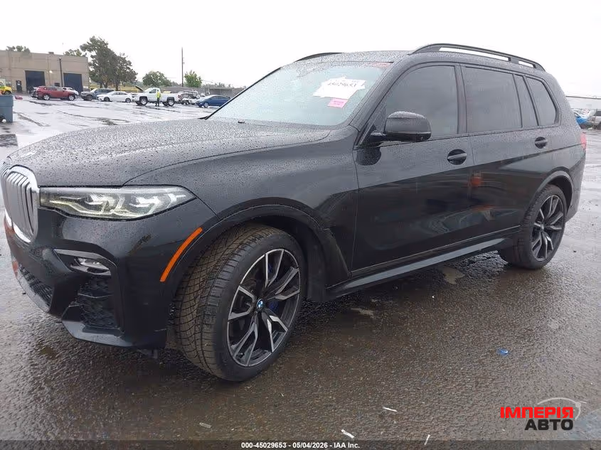 BMW X7 - фото 2