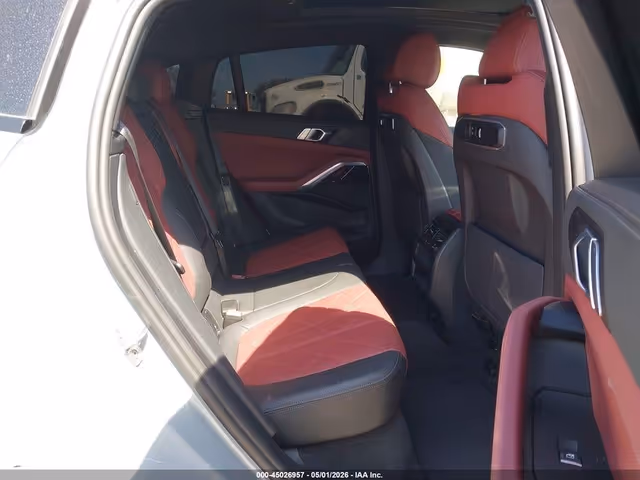 BMW X6 - фото 5