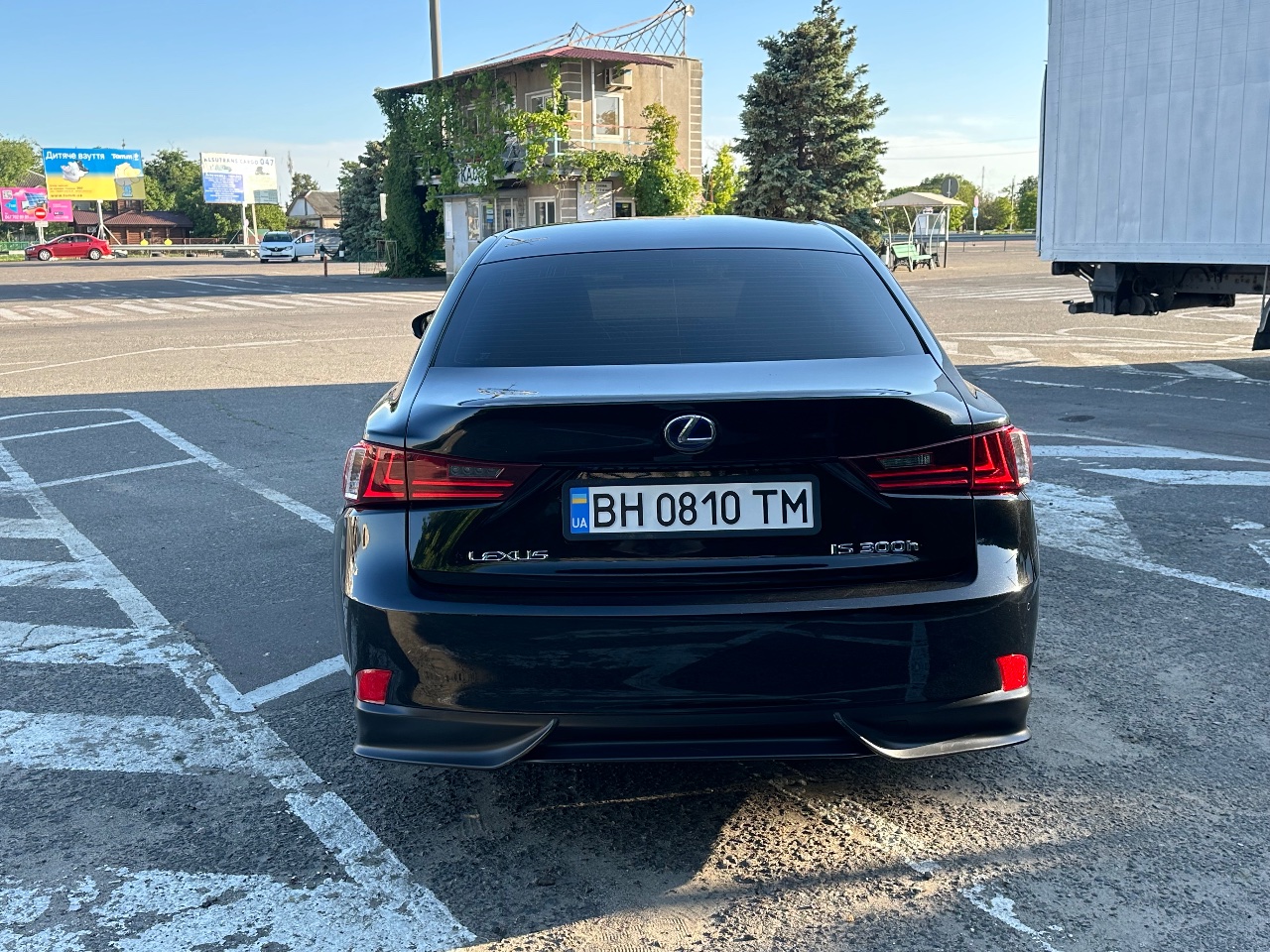 Lexus IS - фото 15
