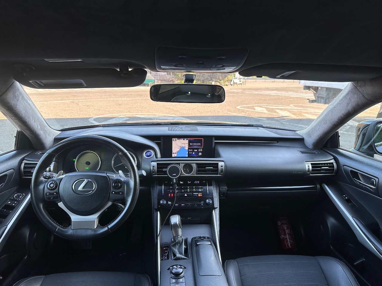 Lexus IS - фото 9