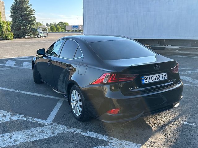 Lexus IS - зображення 3