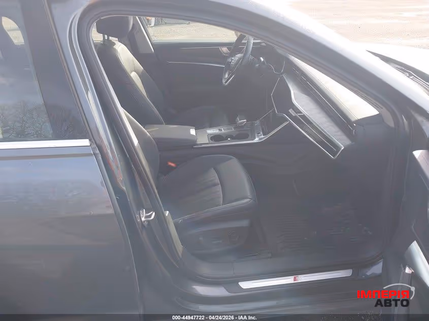 Audi A6 - фото 6
