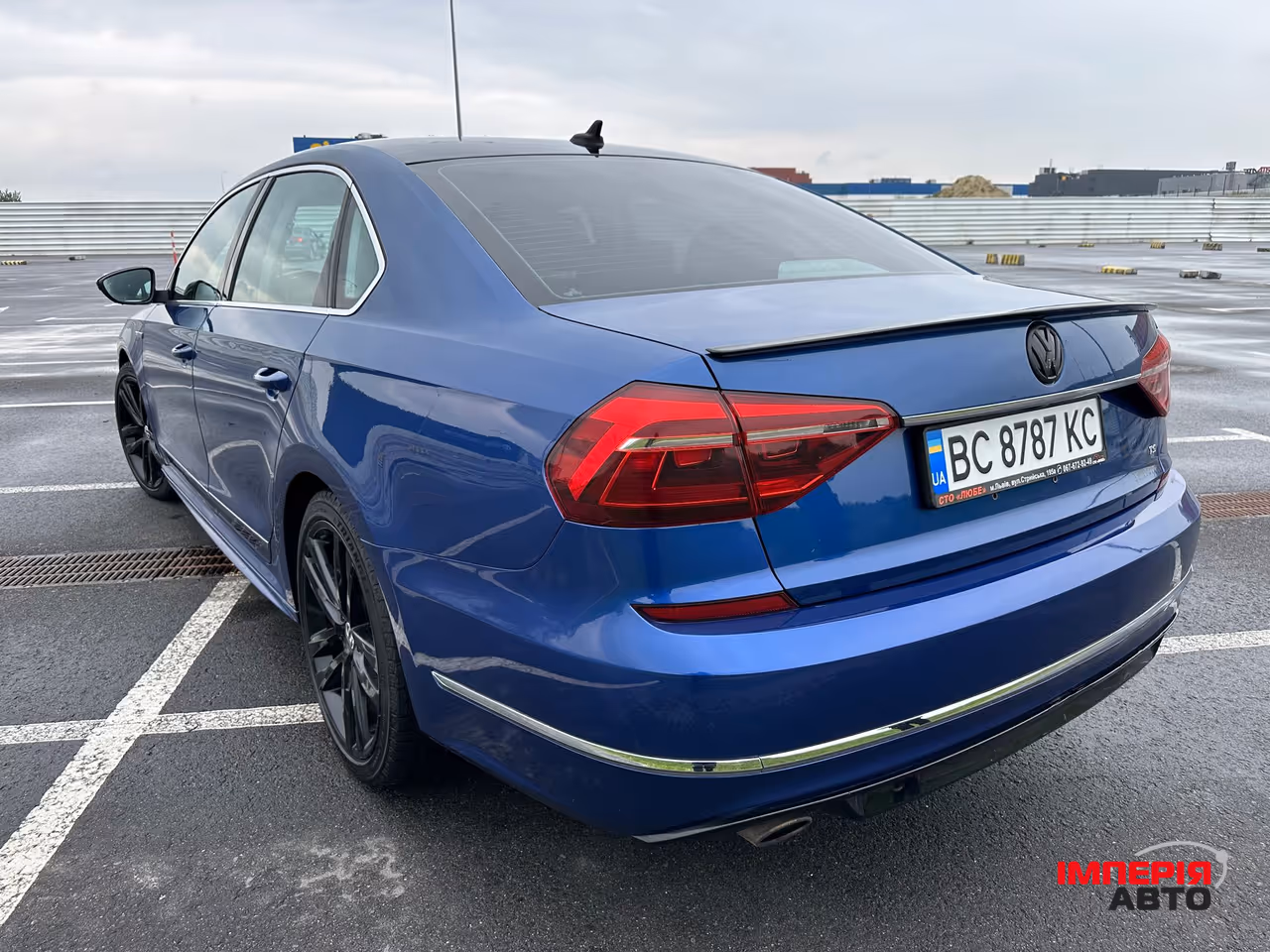 Volkswagen Passat - фото 7