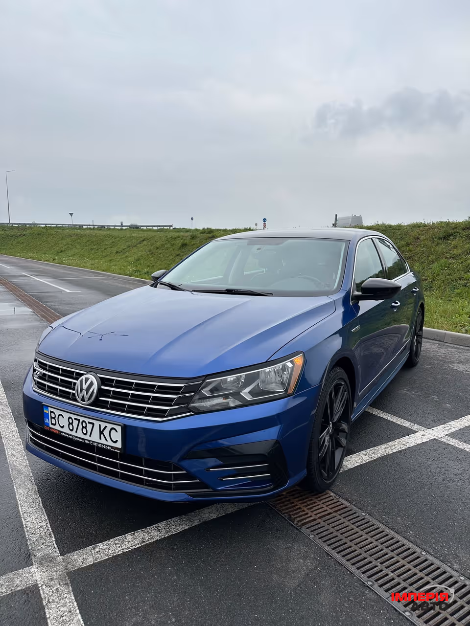 Volkswagen Passat - фото 1