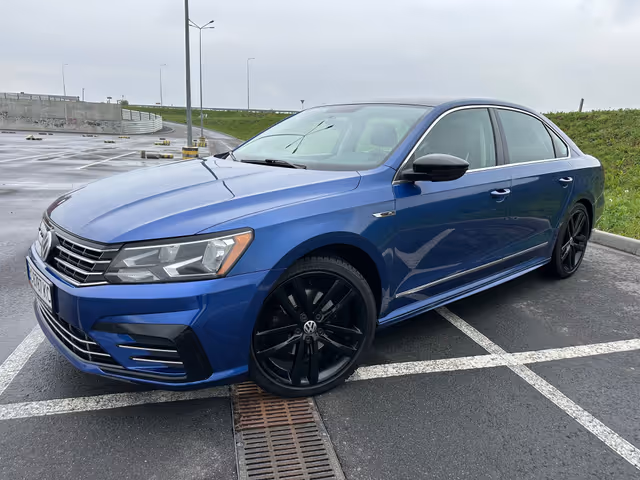 Volkswagen Passat - фото 2