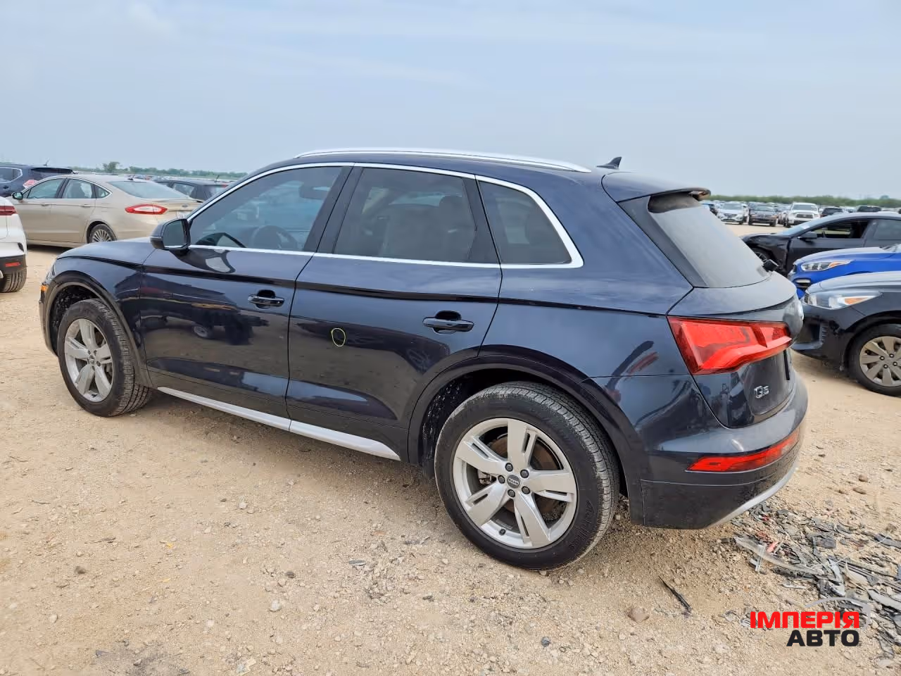 Audi Q5 - фото 2