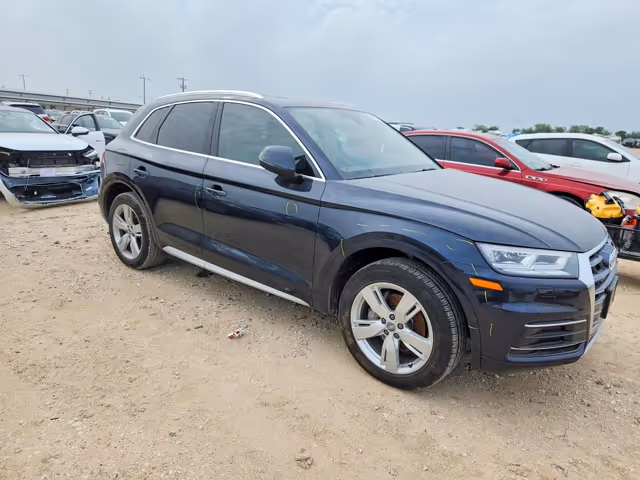 Audi Q5 - фото 4
