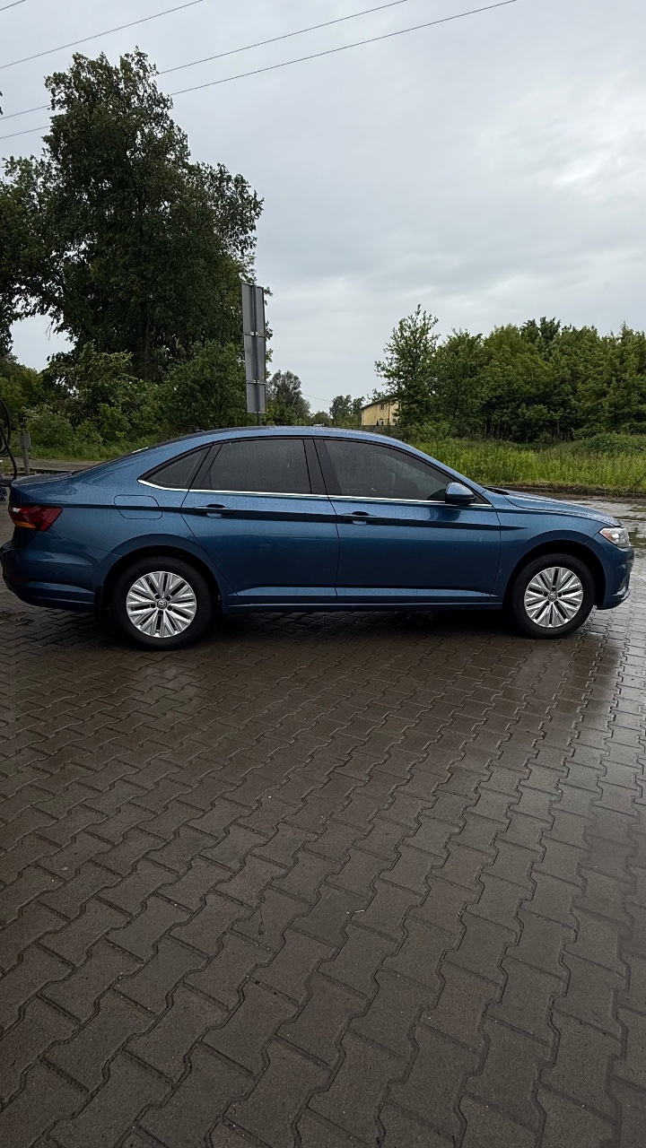 Volkswagen Jetta - фото 8