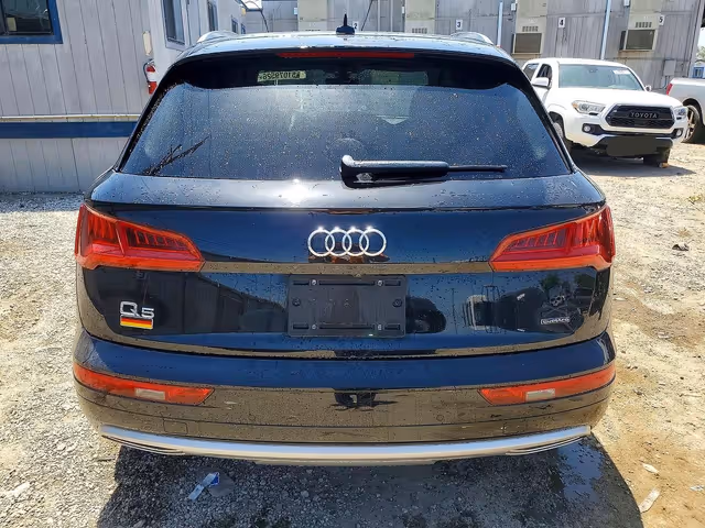 Audi Q5 - фото 5