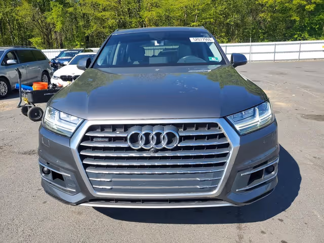 Audi Q7 - фото 5
