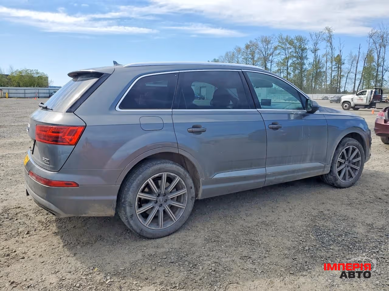Audi Q7 - фото 3