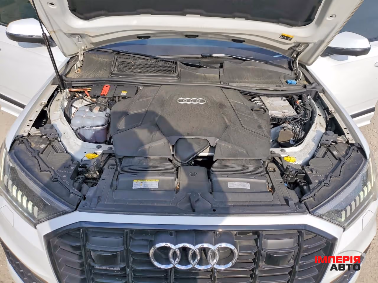 Audi Q7 - фото 12