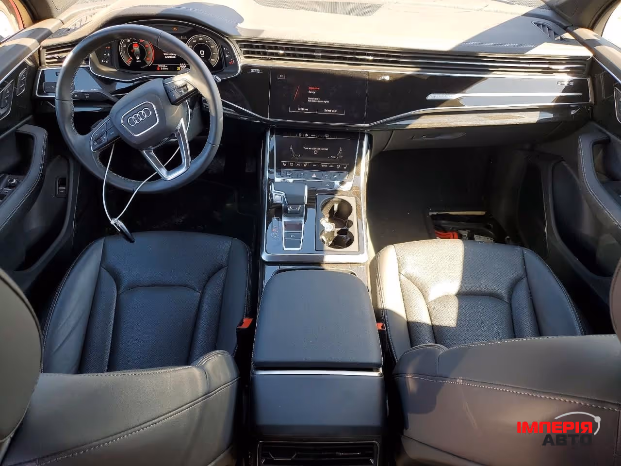 Audi Q7 - фото 8