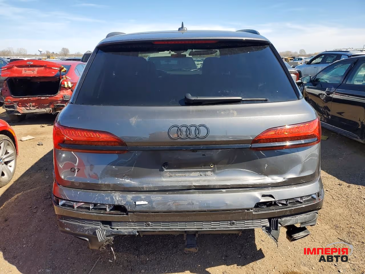 Audi Q7 - фото 6