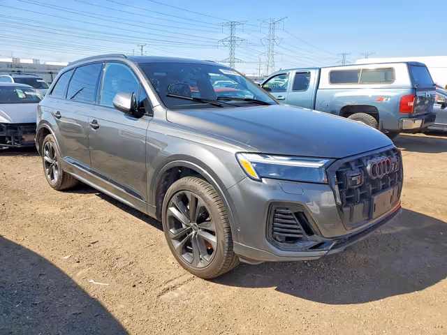 Audi Q7 - фото 4