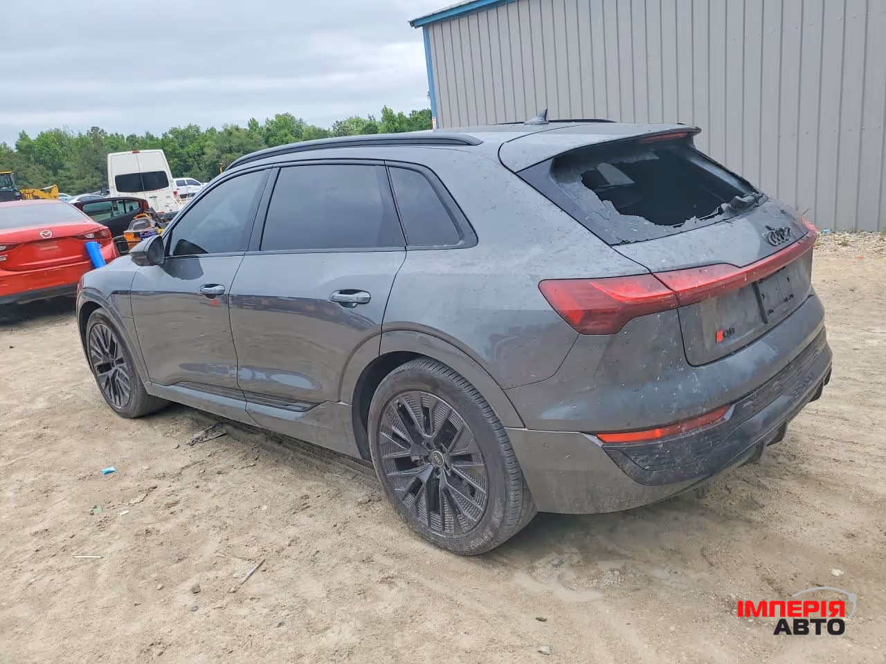 Audi Q8 e-tron - фото 2