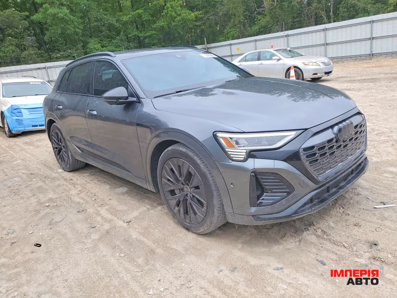 Audi Q8 e-tron - фото 4