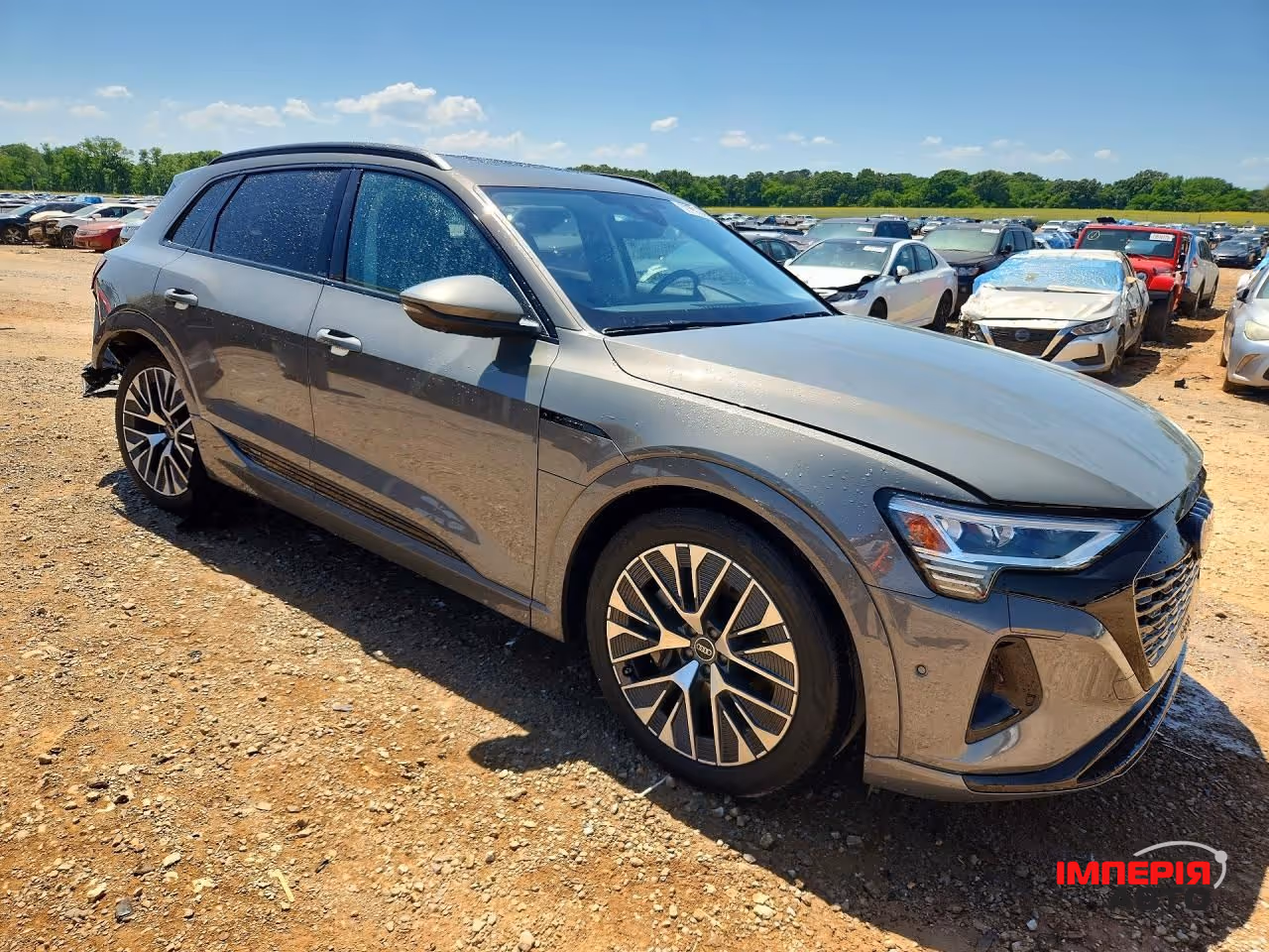 Audi Q8 e-tron - фото 4