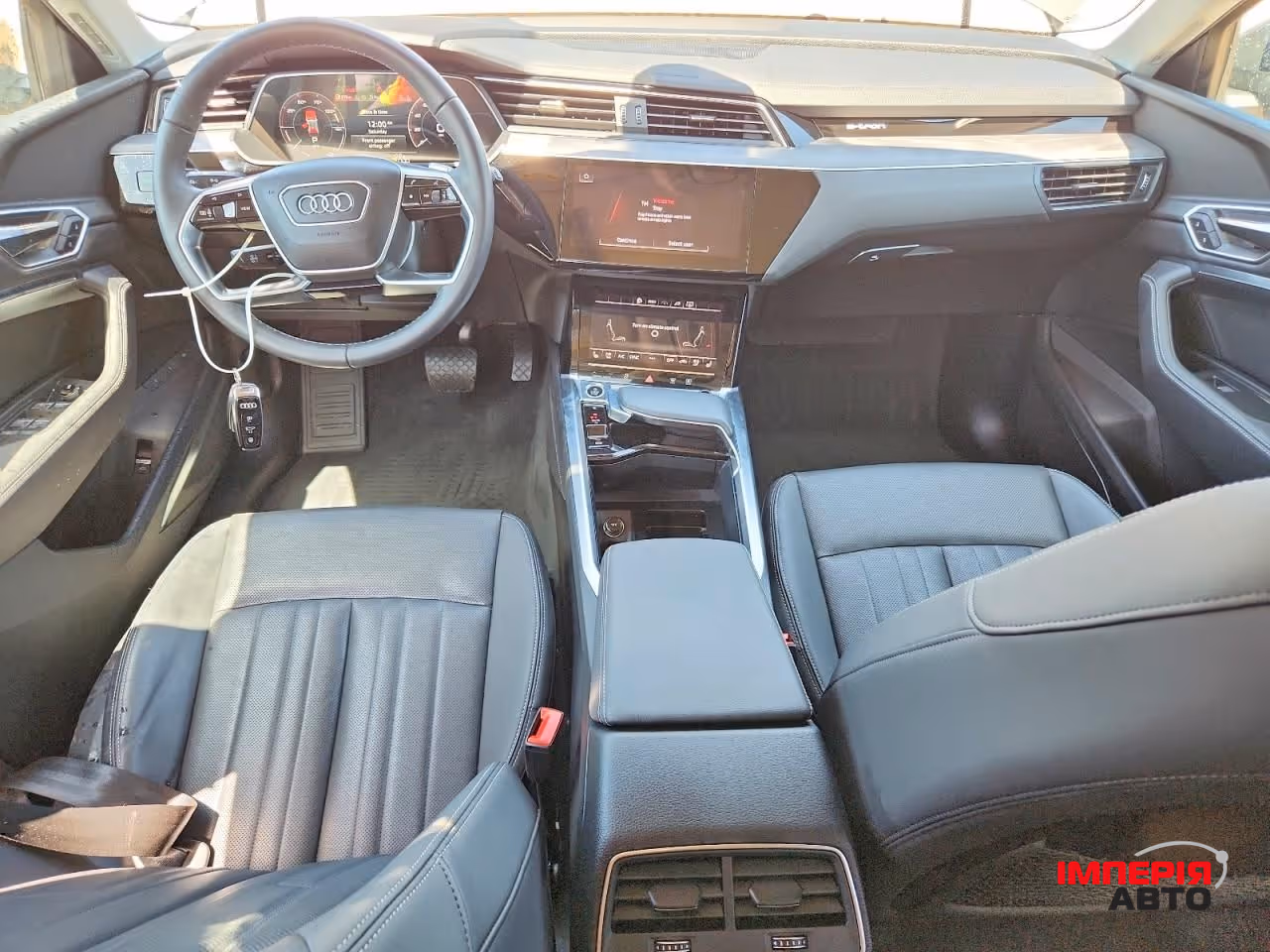 Audi Q8 e-tron - фото 8