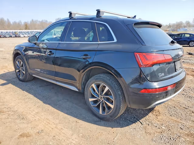 Audi Q5 - фото 2