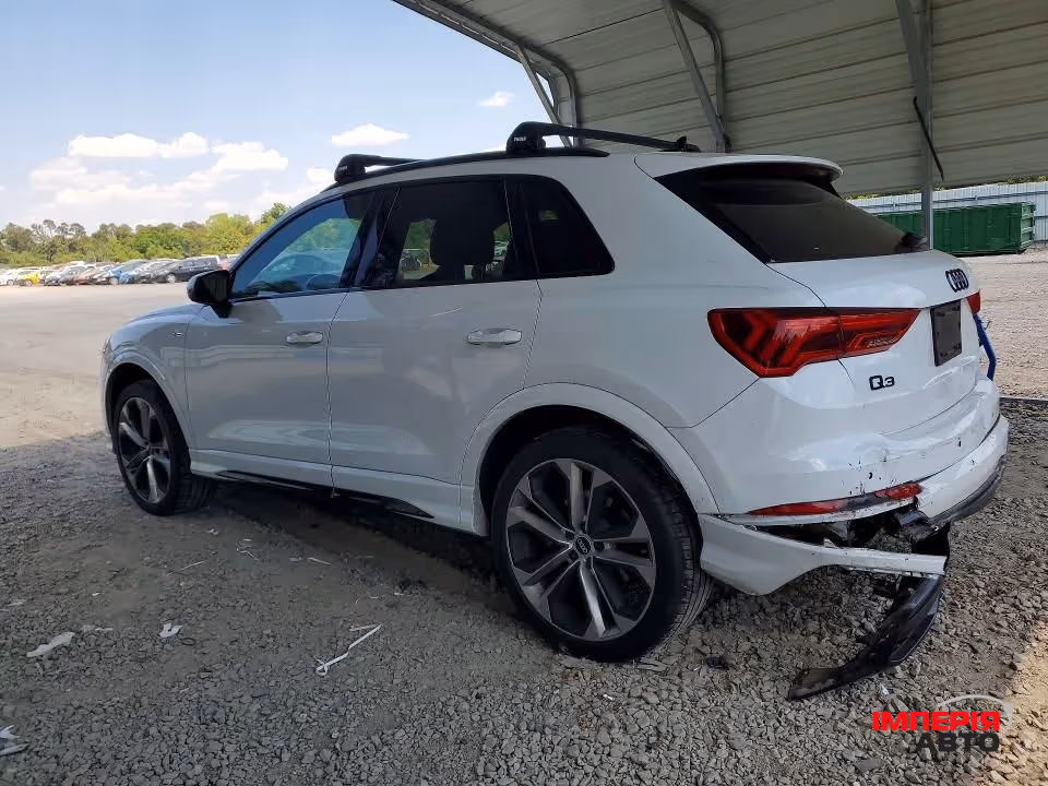 Audi Q3 - фото 2
