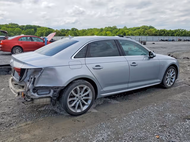 Audi A4 - фото 3