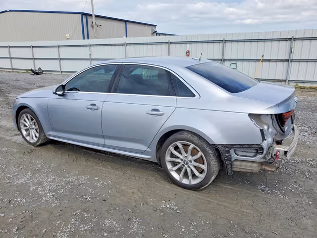 Audi A4 - фото 2