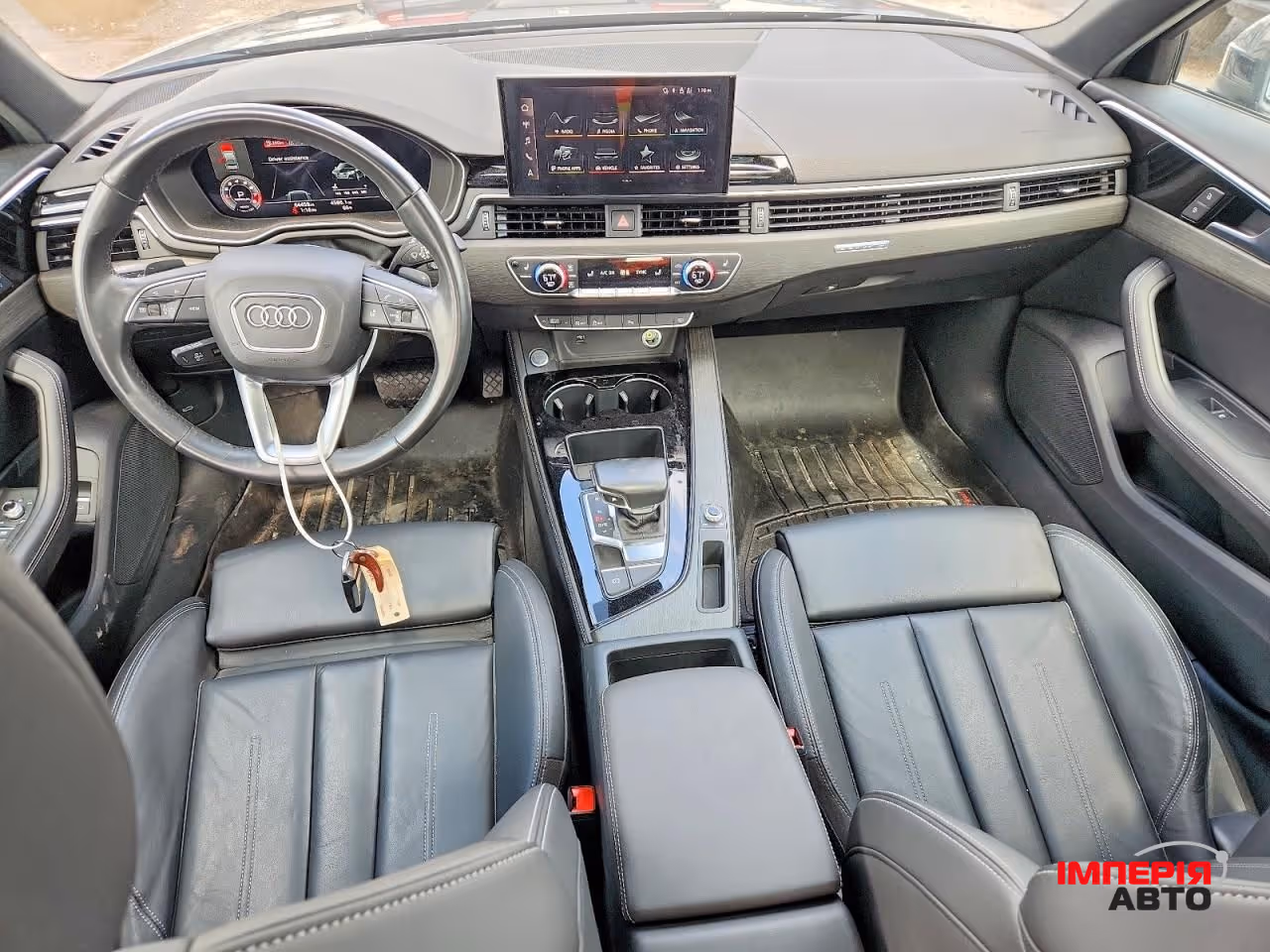 Audi A4 - фото 8