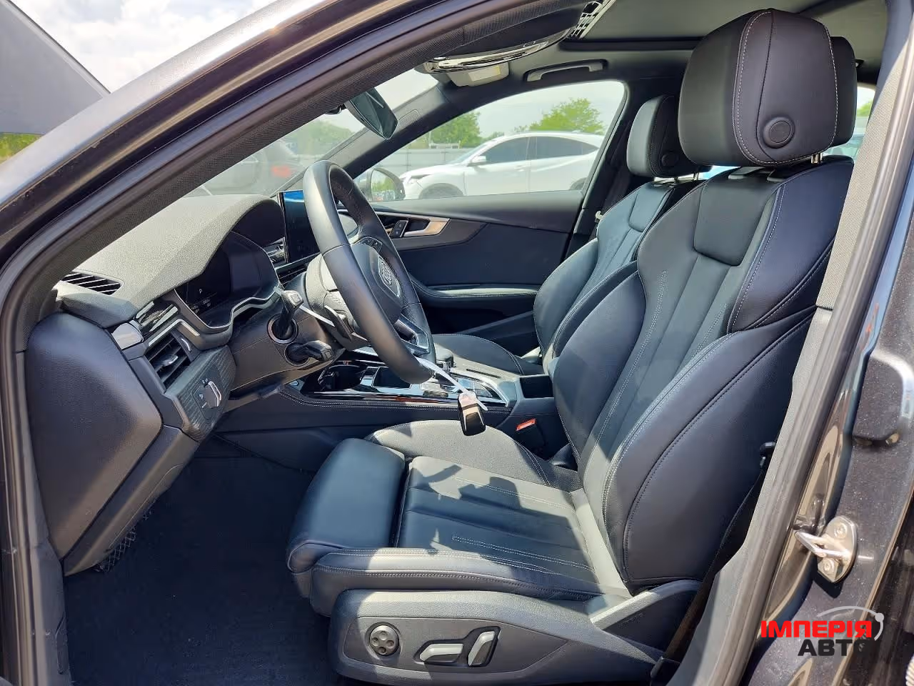 Audi A4 - фото 7