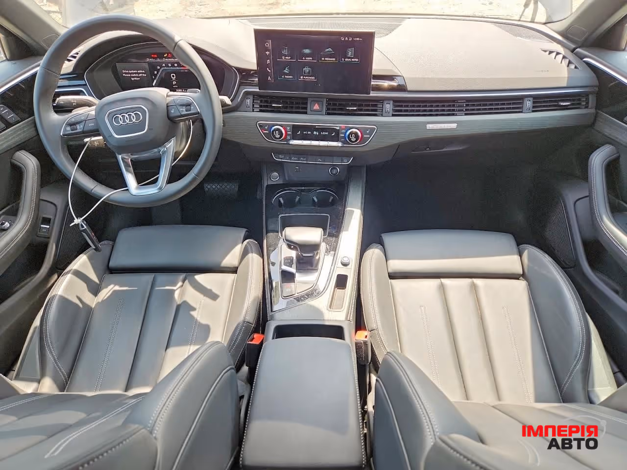 Audi A4 - фото 8