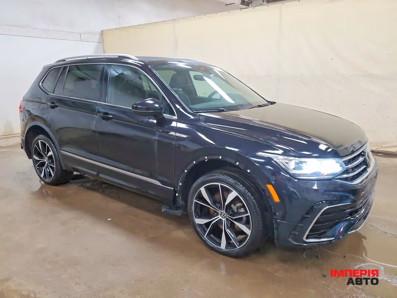 Volkswagen Tiguan - фото 4