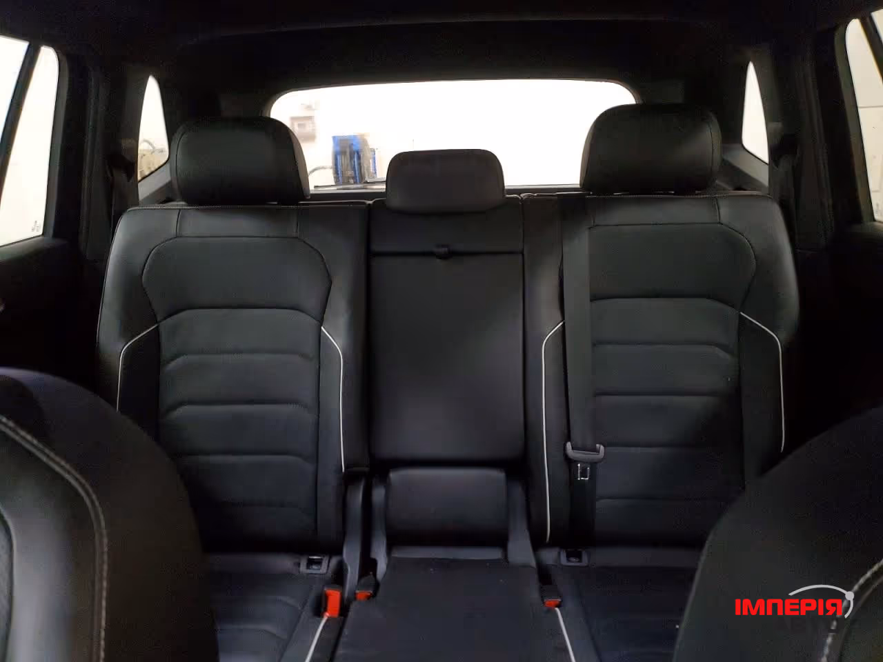 Volkswagen Tiguan - фото 10