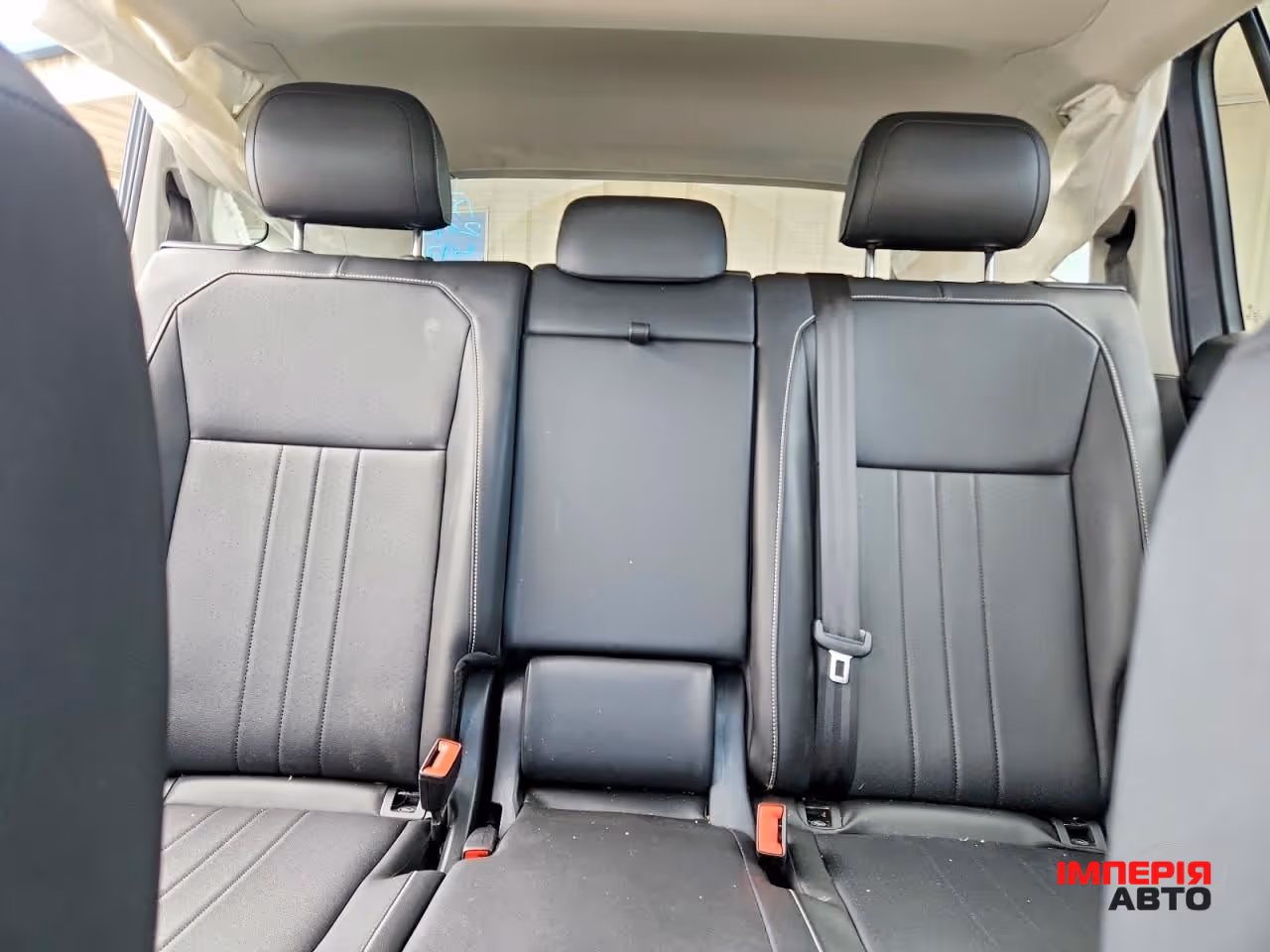 Volkswagen Tiguan - фото 10