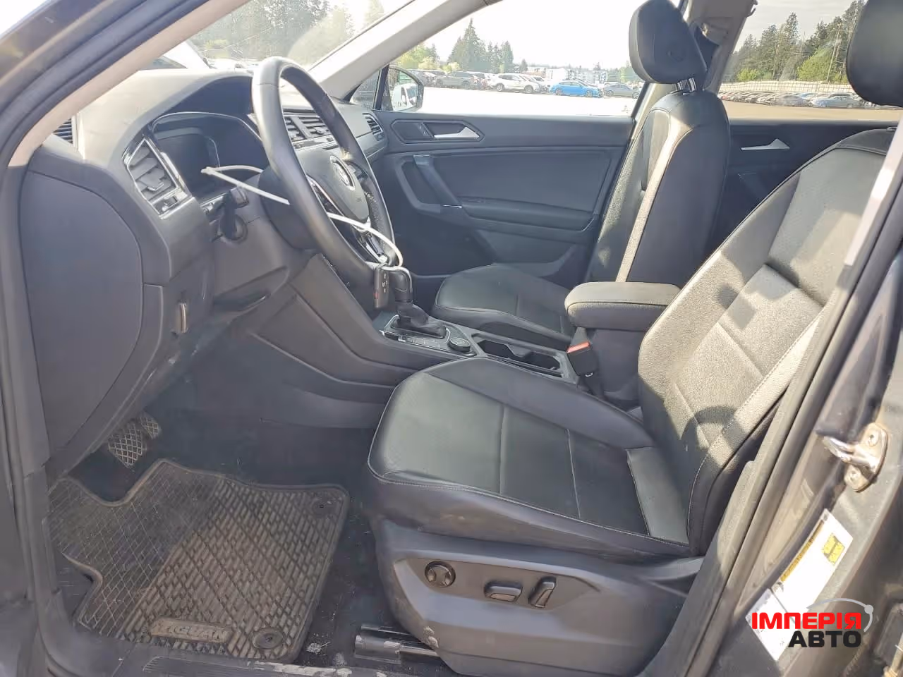 Volkswagen Tiguan - фото 7