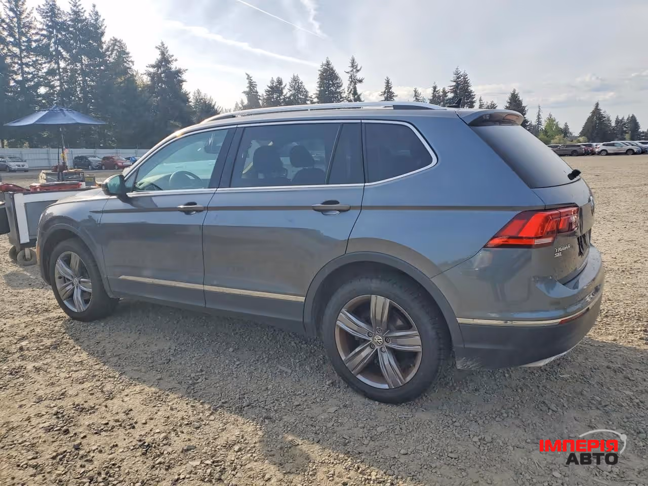 Volkswagen Tiguan - фото 2