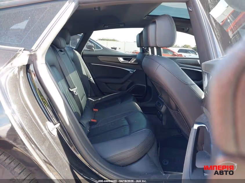 Audi A7 - фото 6