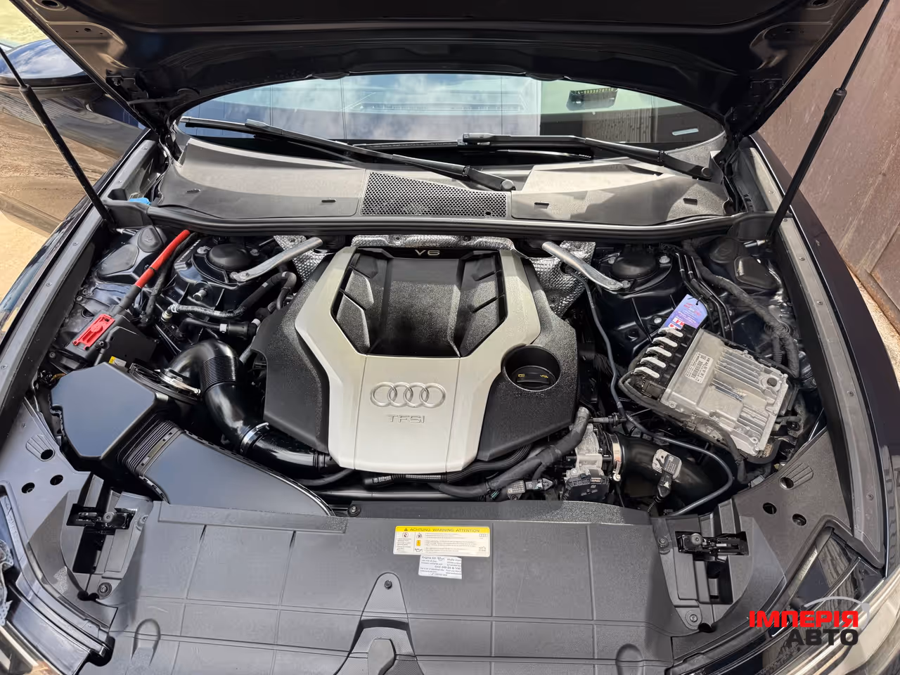 Audi A6 - фото 12