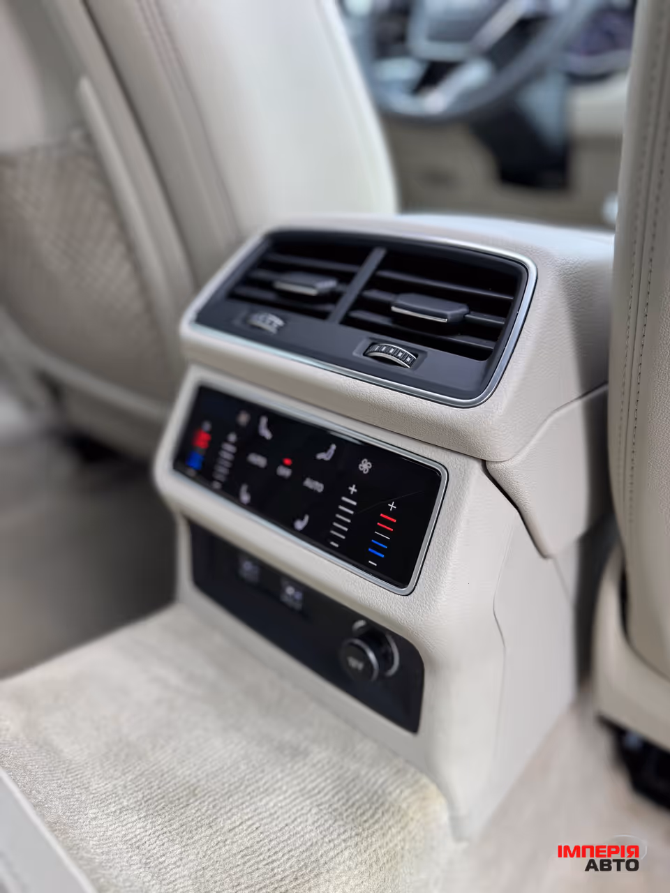 Audi A6 - фото 5