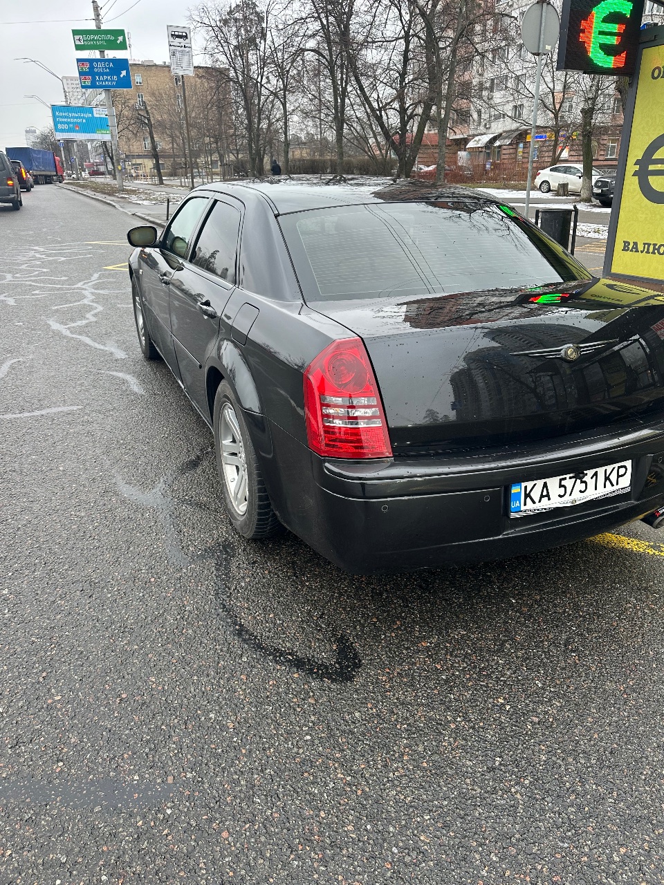 Chrysler 300C - фото 5