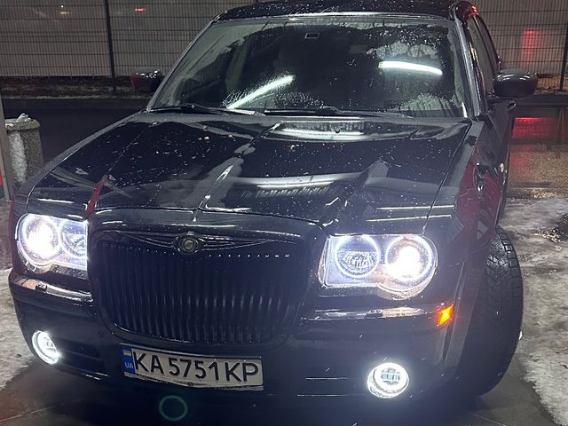 Chrysler 300C - зображення 4