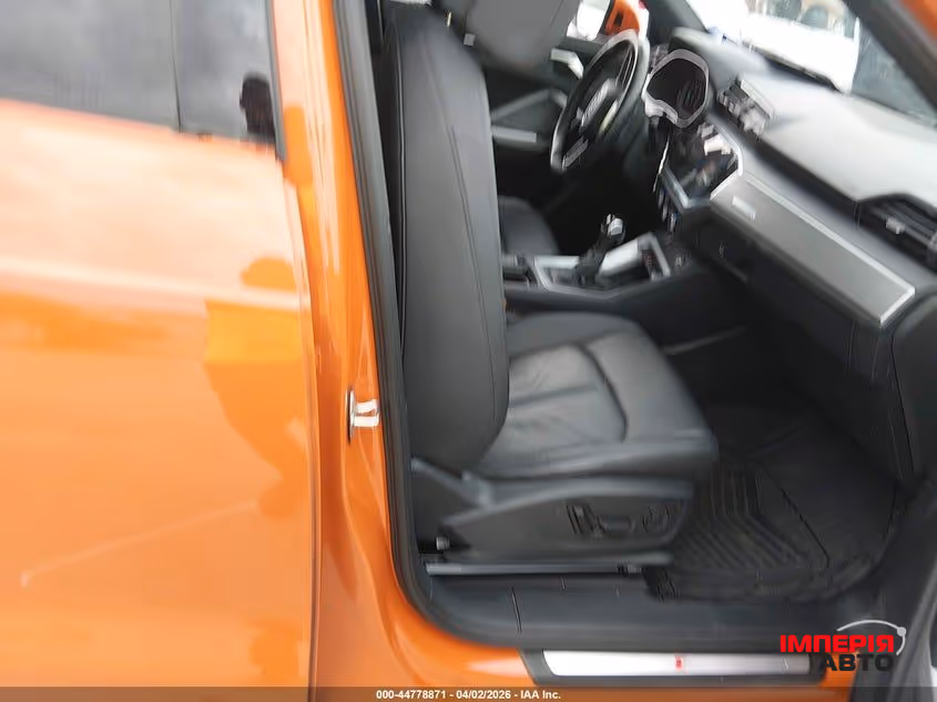 Audi Q3 - фото 6