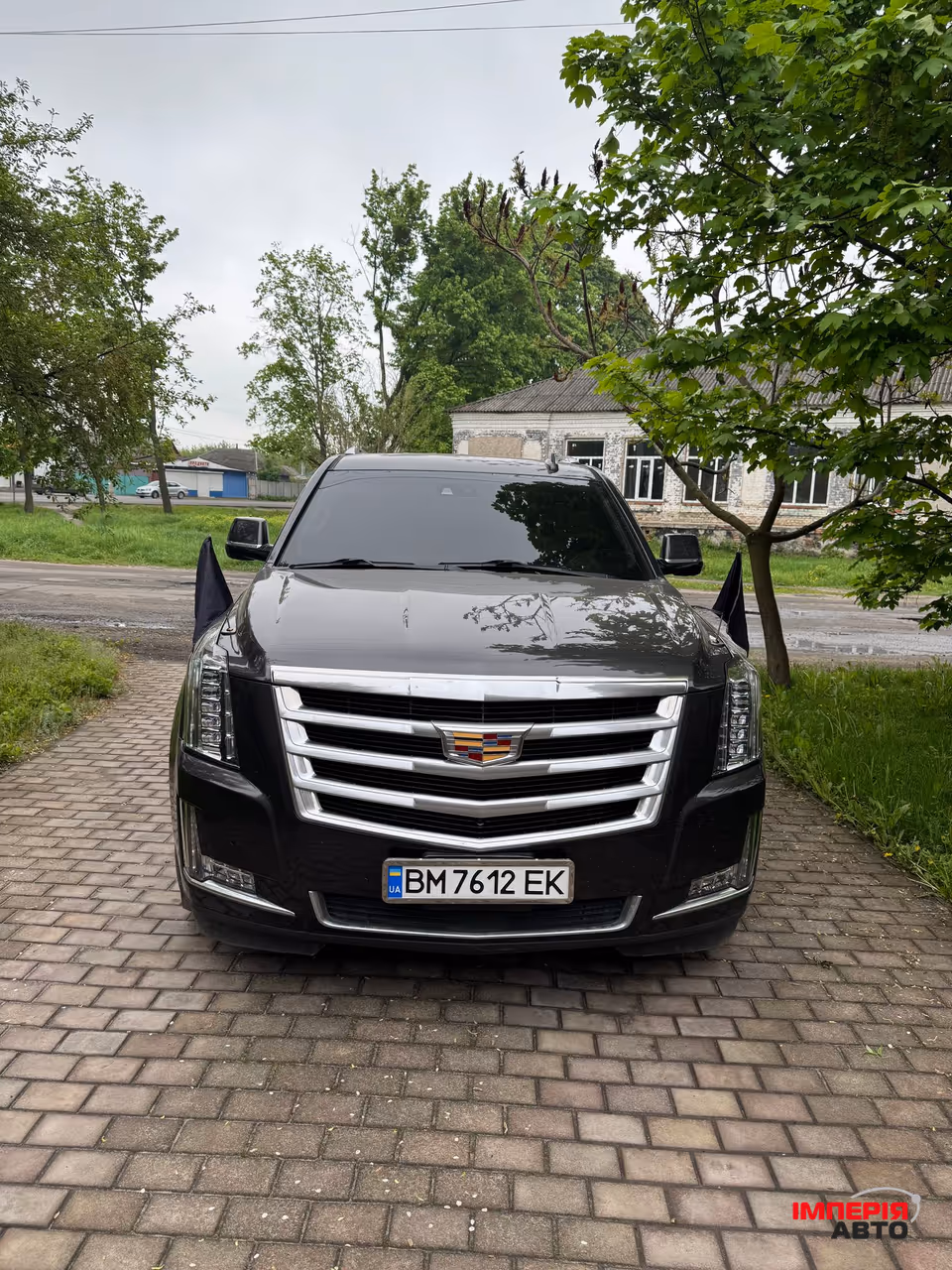 Cadillac Escalade - фото 1