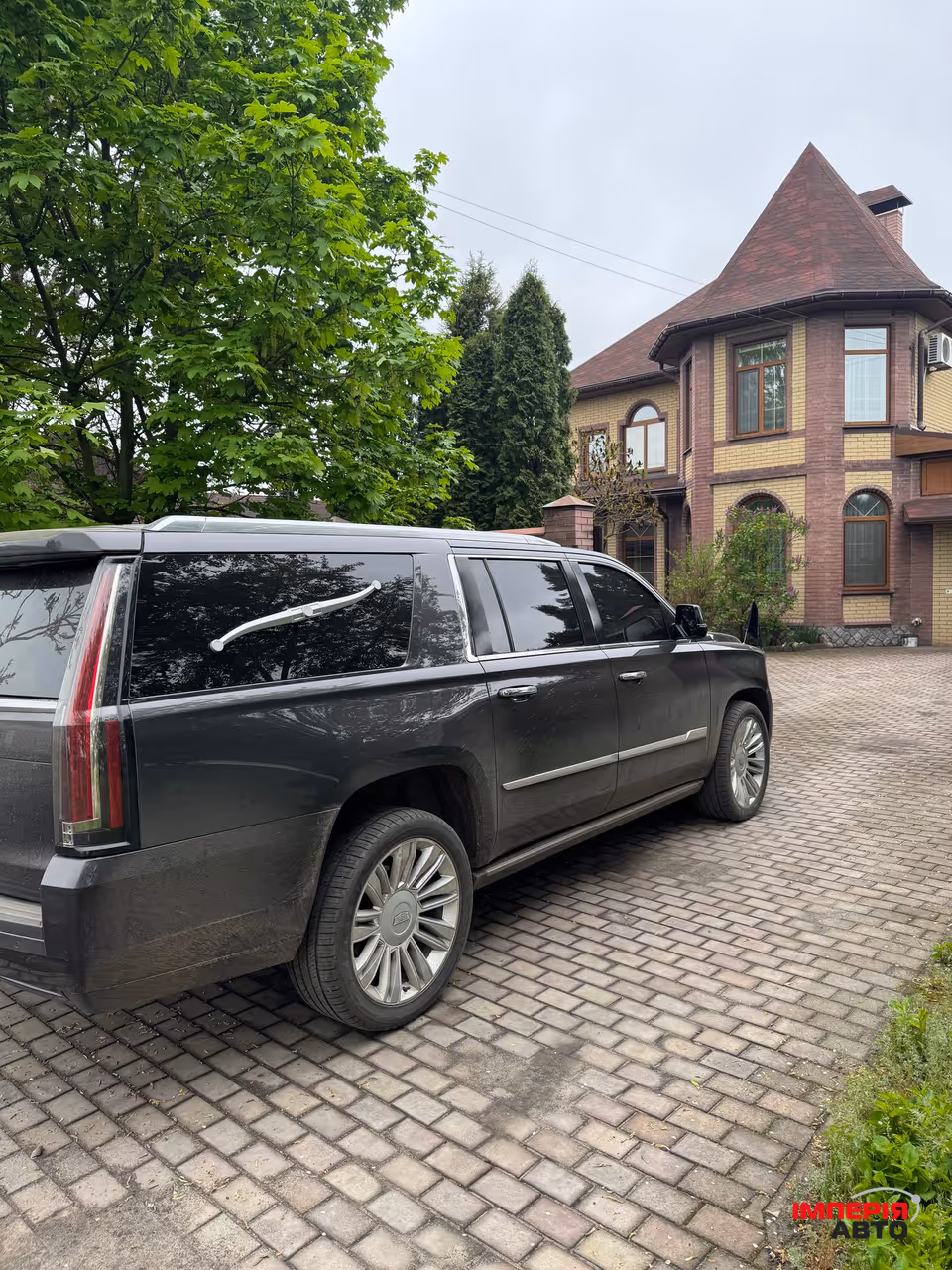 Cadillac Escalade - фото 3