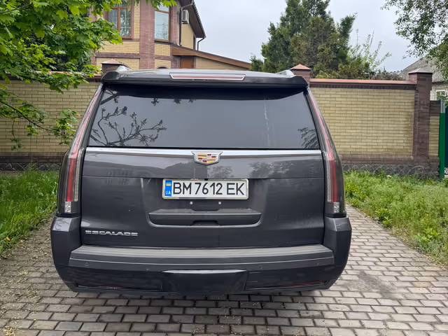 Cadillac Escalade - фото 2