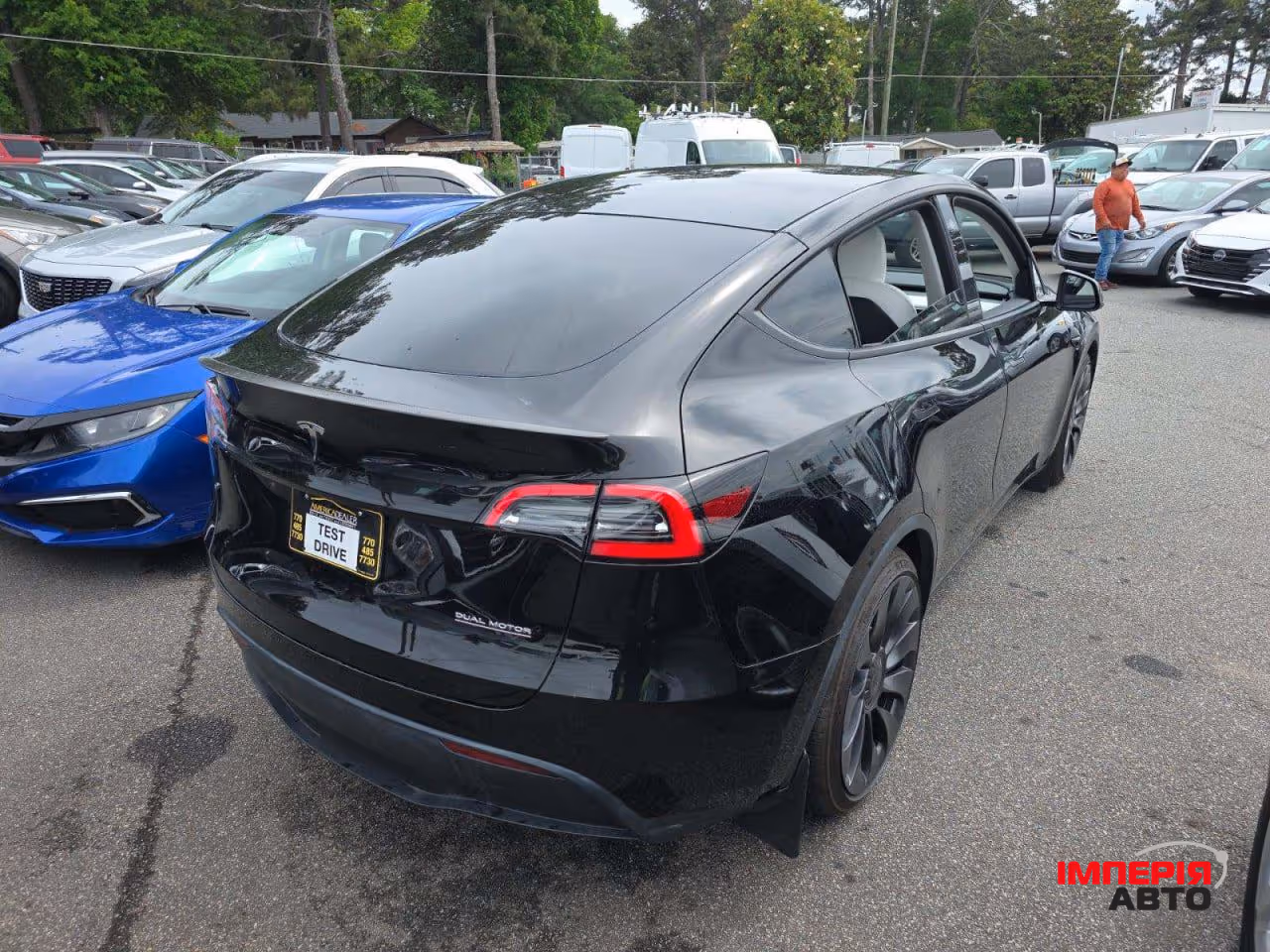 Tesla Model Y - фото 3
