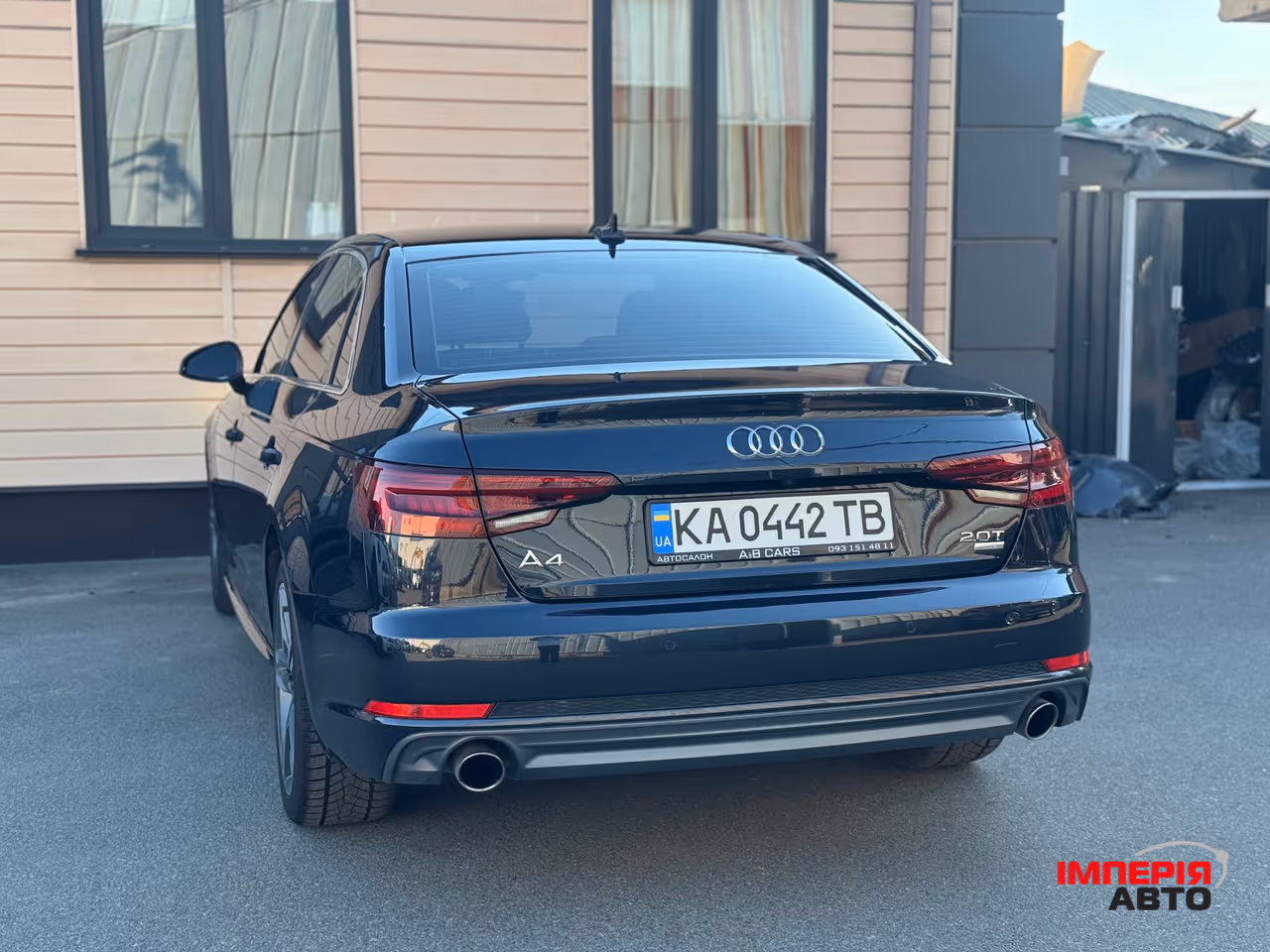 Audi A4 - фото 27
