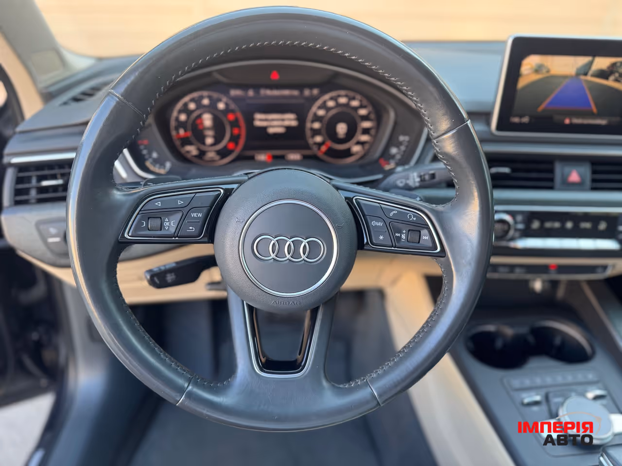 Audi A4 - фото 21