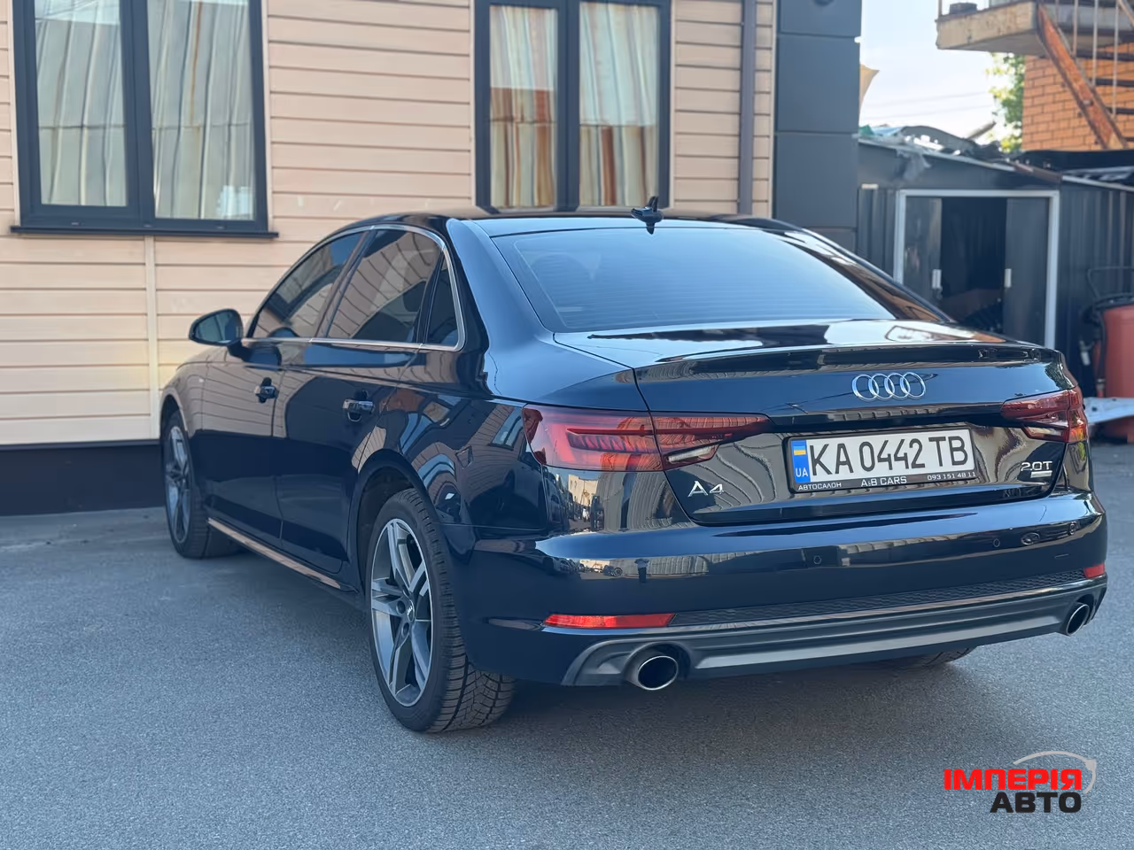 Audi A4 - фото 28